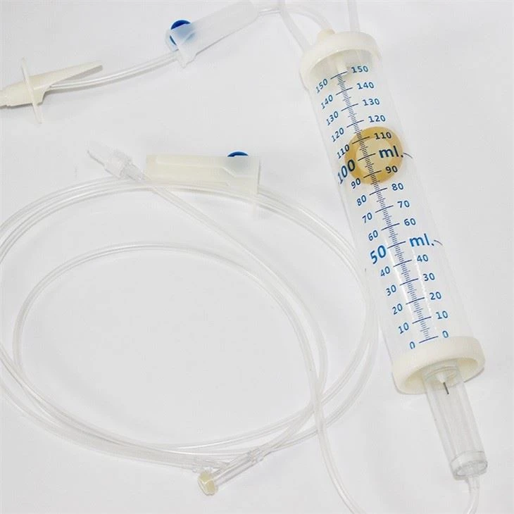 Iv Bộ truyền dịch dùng một lần với Burette
