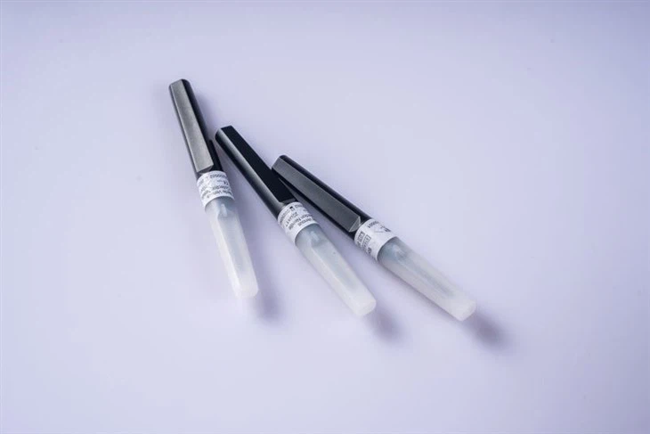 Kim tiêm máu an toàn dùng một lần y tế Chengwu 21g với ISO